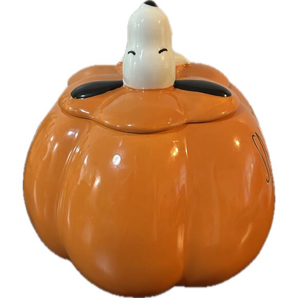 Rae Dunn Snoopy’s Snacks Pumpkin Bowl Festive Fall - Picture 4 of 8